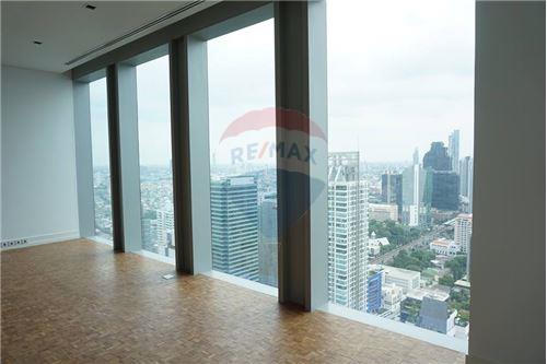 Condo for sale The Ritz-Carlton Residences at MahaNakhon condo for rent